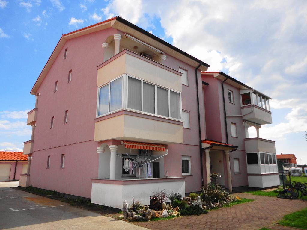 פאז'אנה Apartment Anna מראה חיצוני תמונה